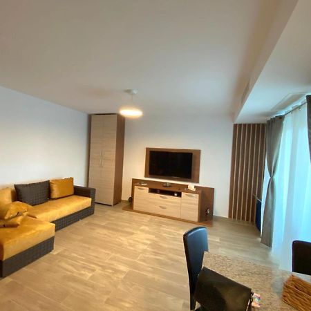 Matteo 2 Apartments Marina Surf Residence, Mamaia Nord - Navodari,1 Vedere Frontala,2 Cu Vedere Laterala La Mare מראה חיצוני תמונה